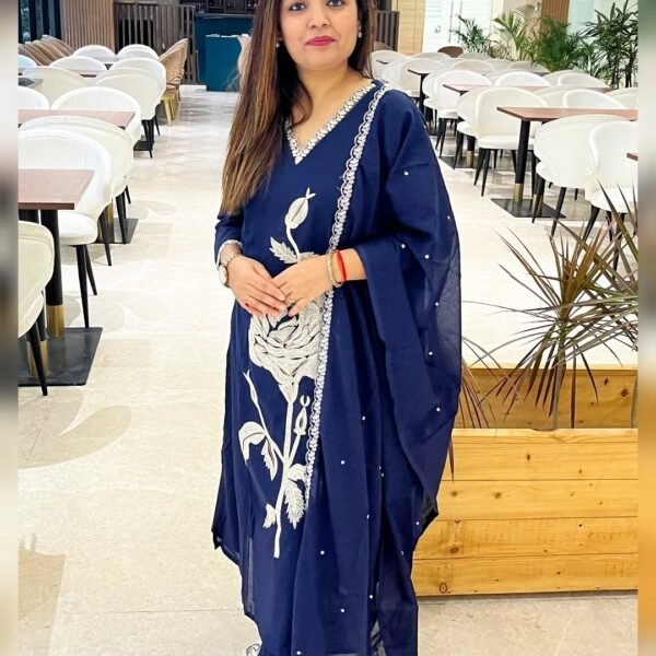 Women Stylish Pink Kurta Pants