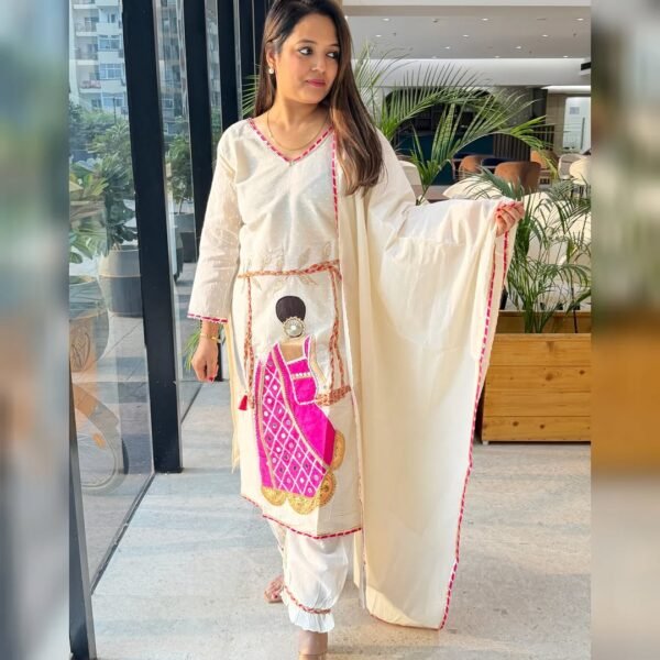 Women Stylish White Kurta Pant